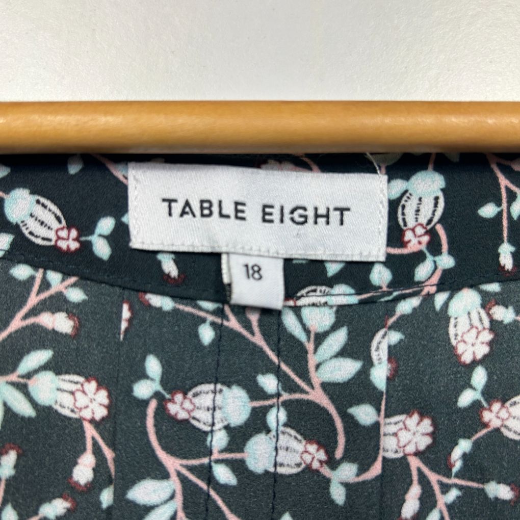 Navy floral dress label detail