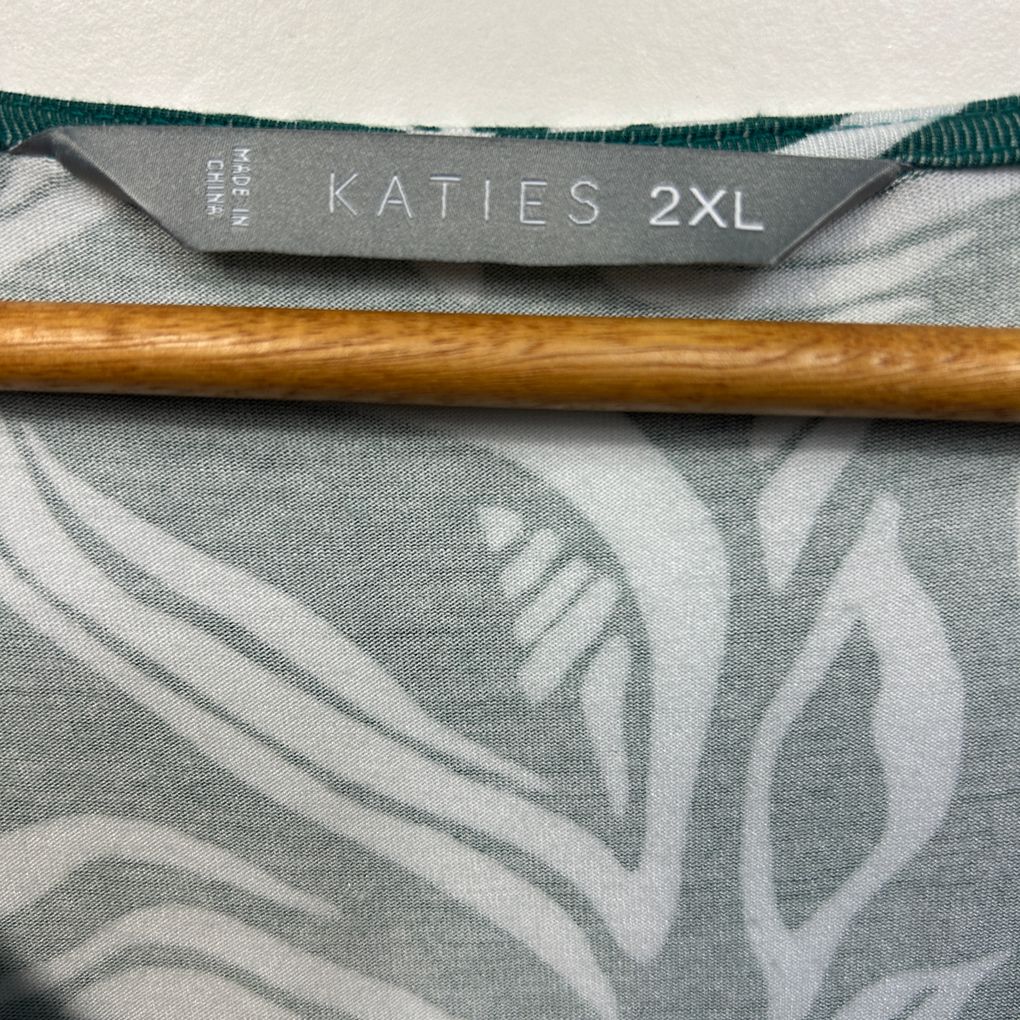 Katies Green & White Leaf Print Long Sleeve Blouse - Size 2XL