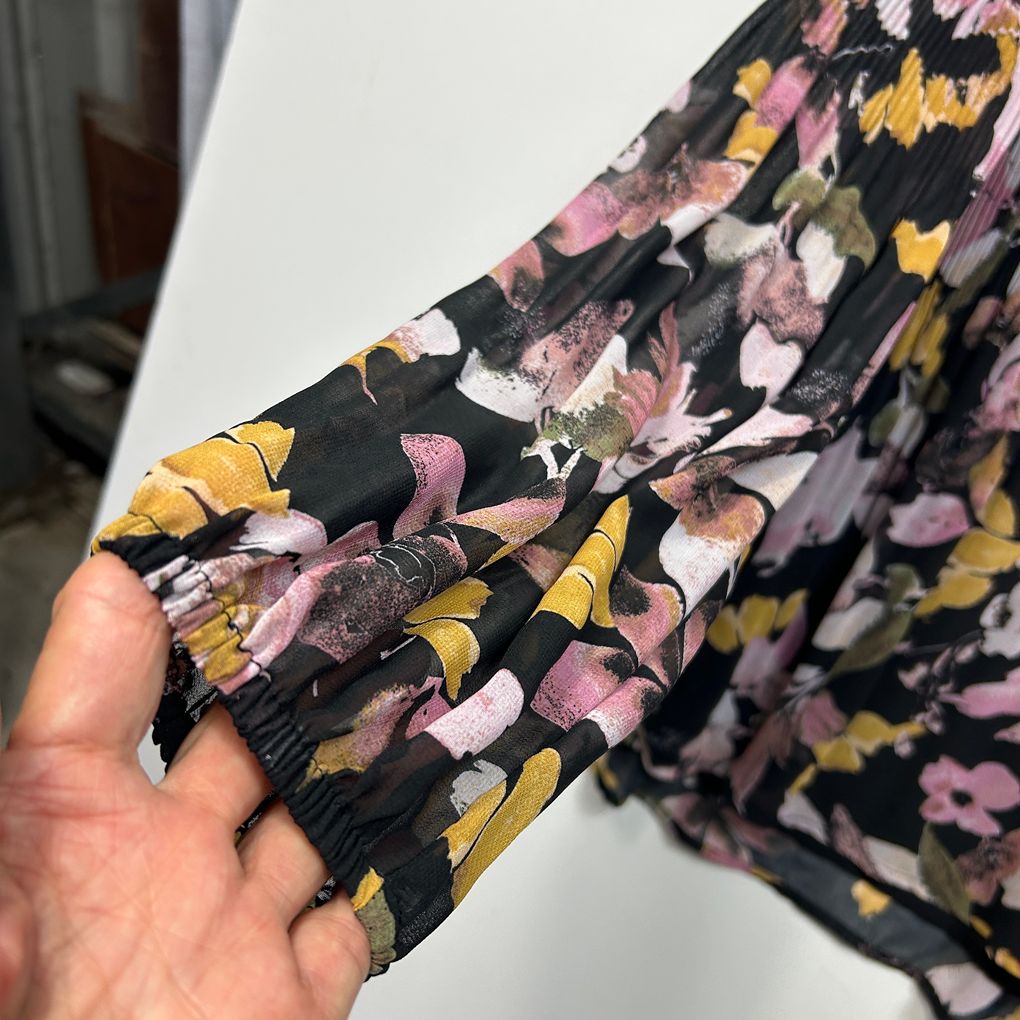 Anko Black Floral Long Sleeve Top - Size 14
