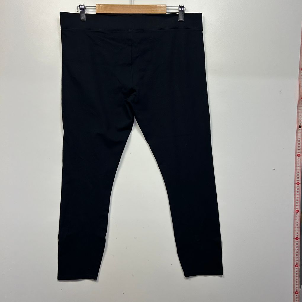 Sussan Black Pants - Size XL
