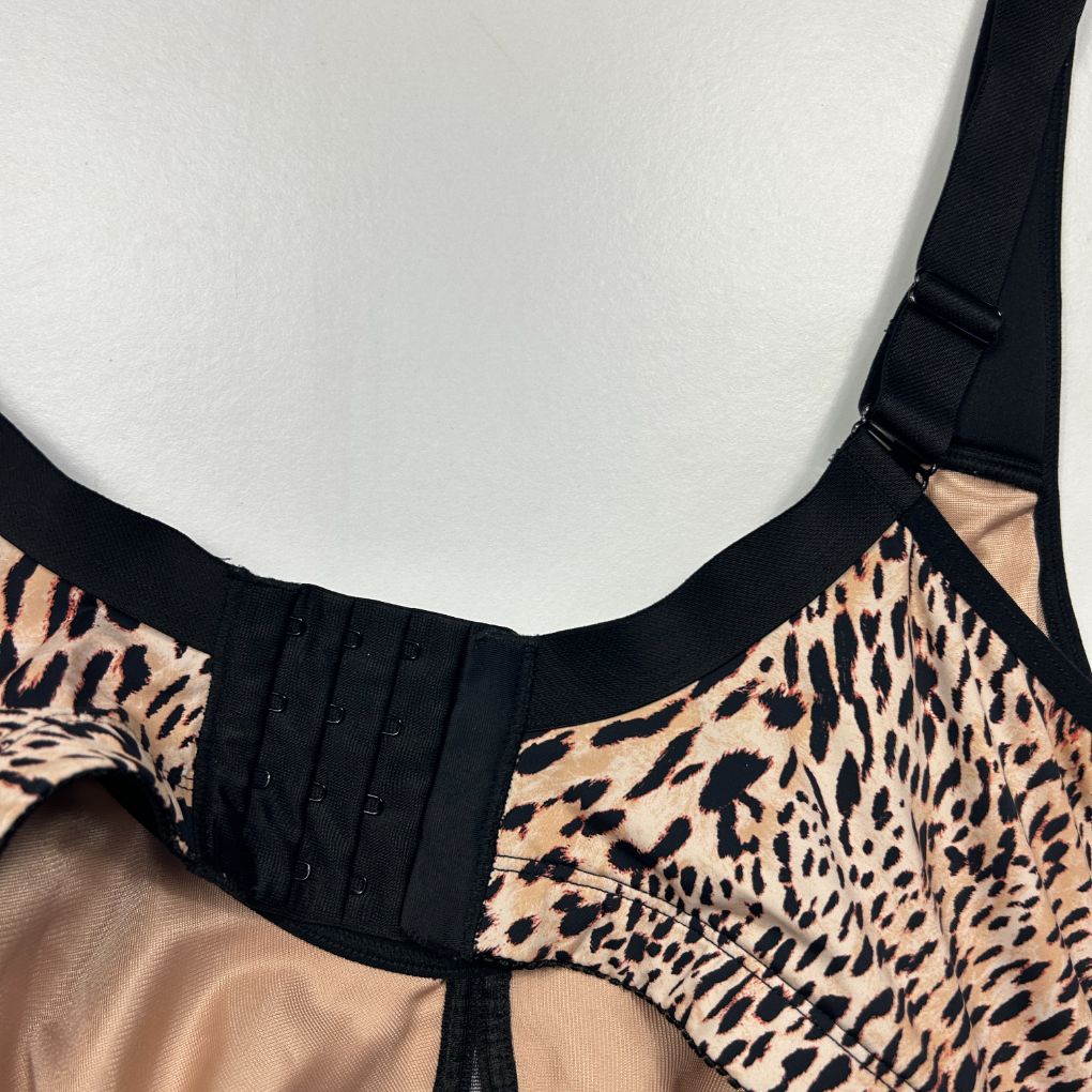 Black and leopard print bra front detail view