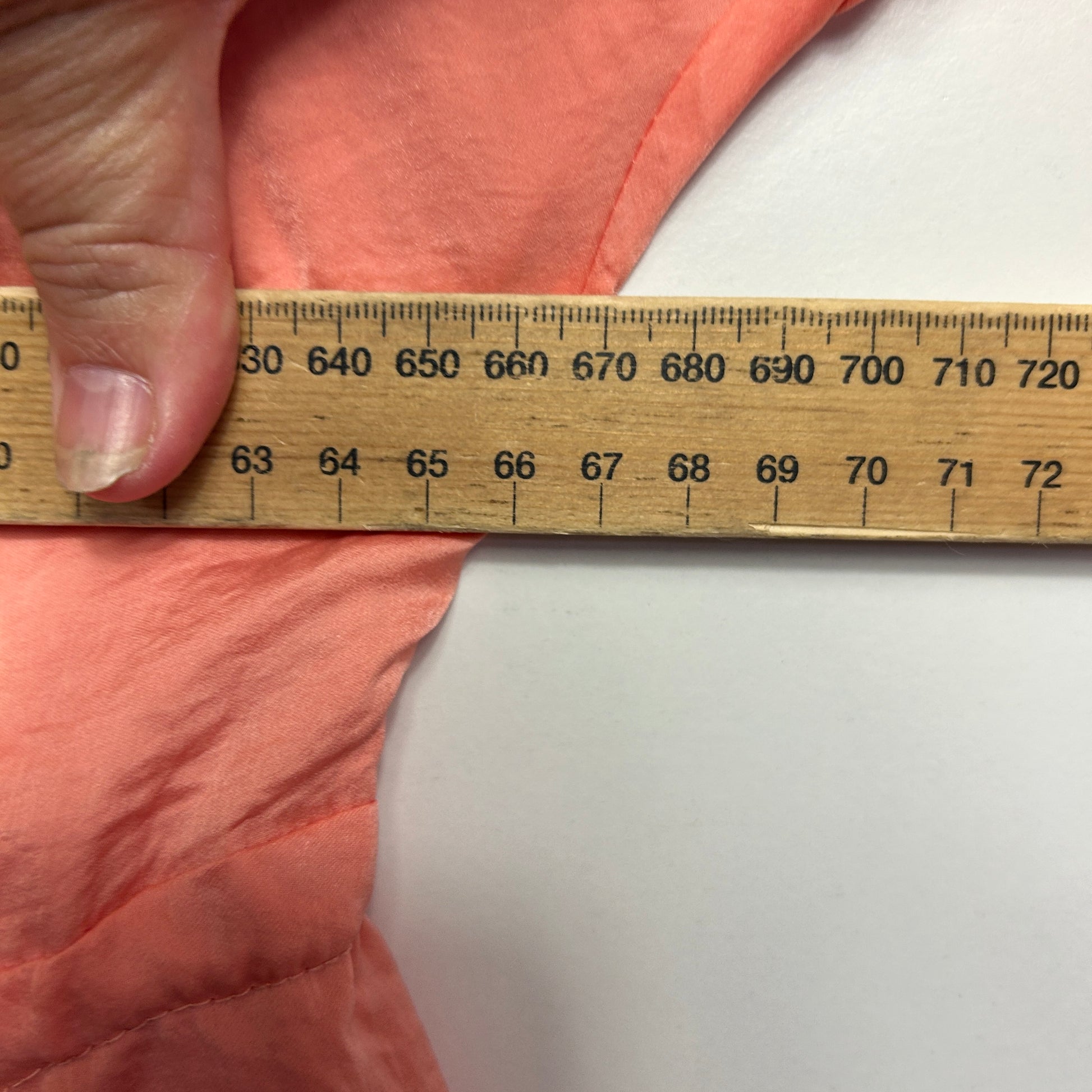 Peach fabric measurement detail view