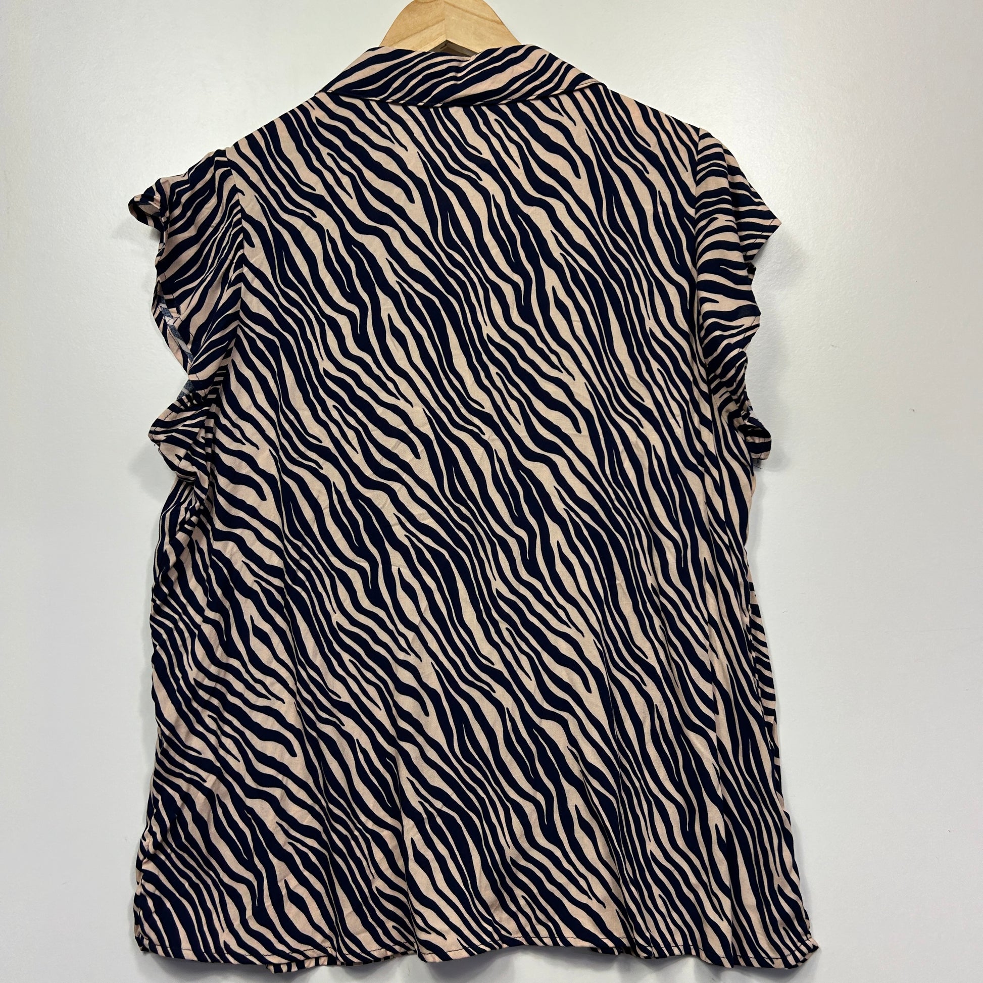 Black and white zebra stripe sleeveless tunic back view