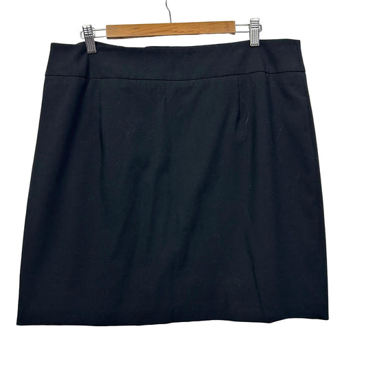 Vasque Black Skirt - Size 16