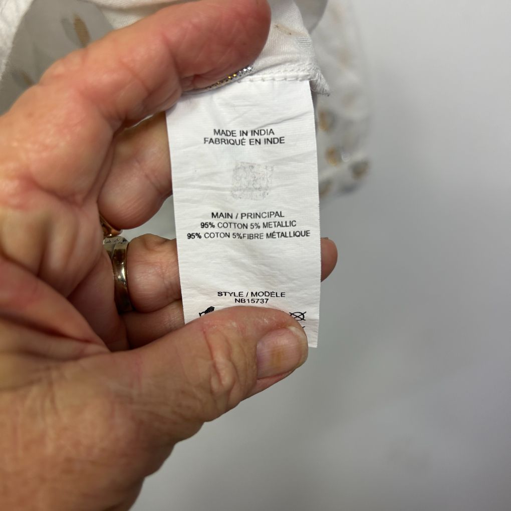 White clothing label detail view