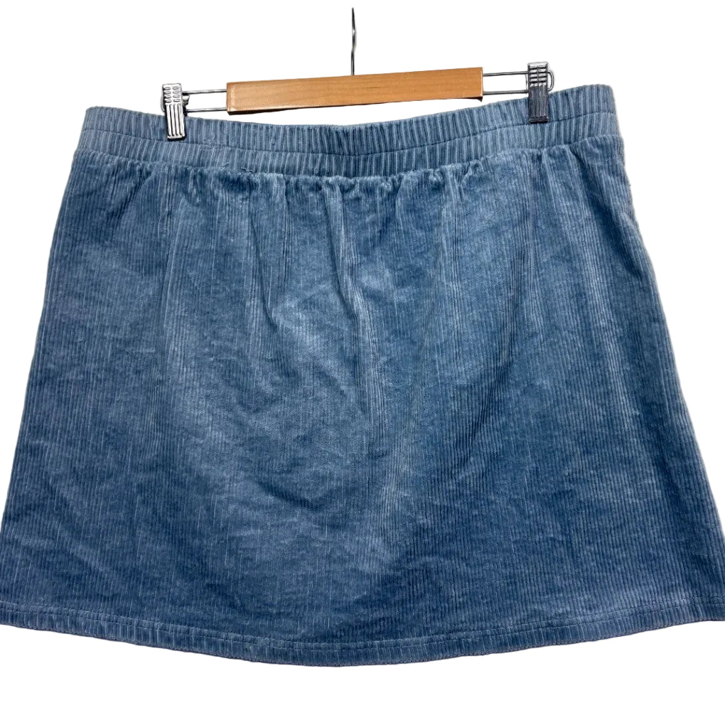 Blue denim skirt front view