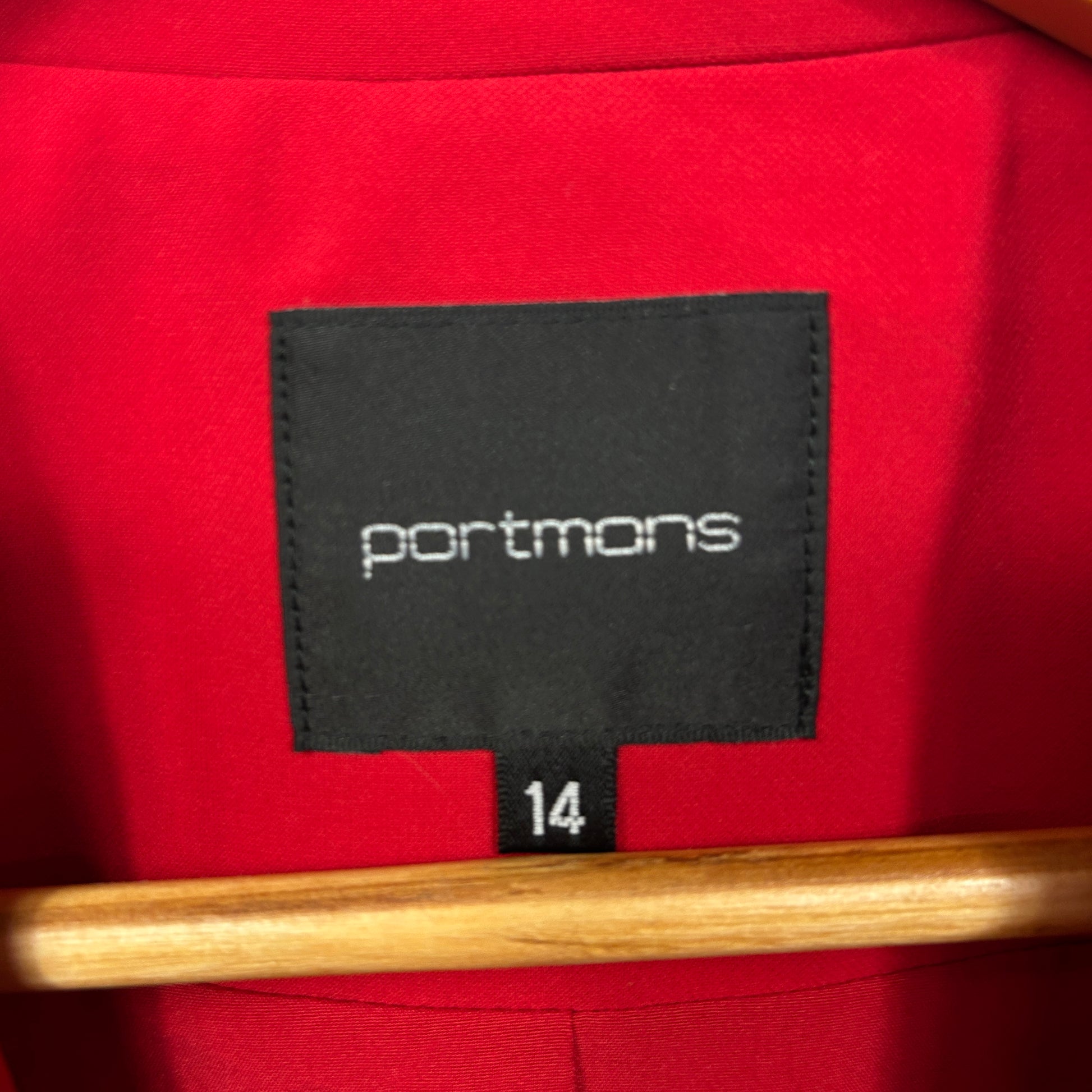 Red jacket label detail view