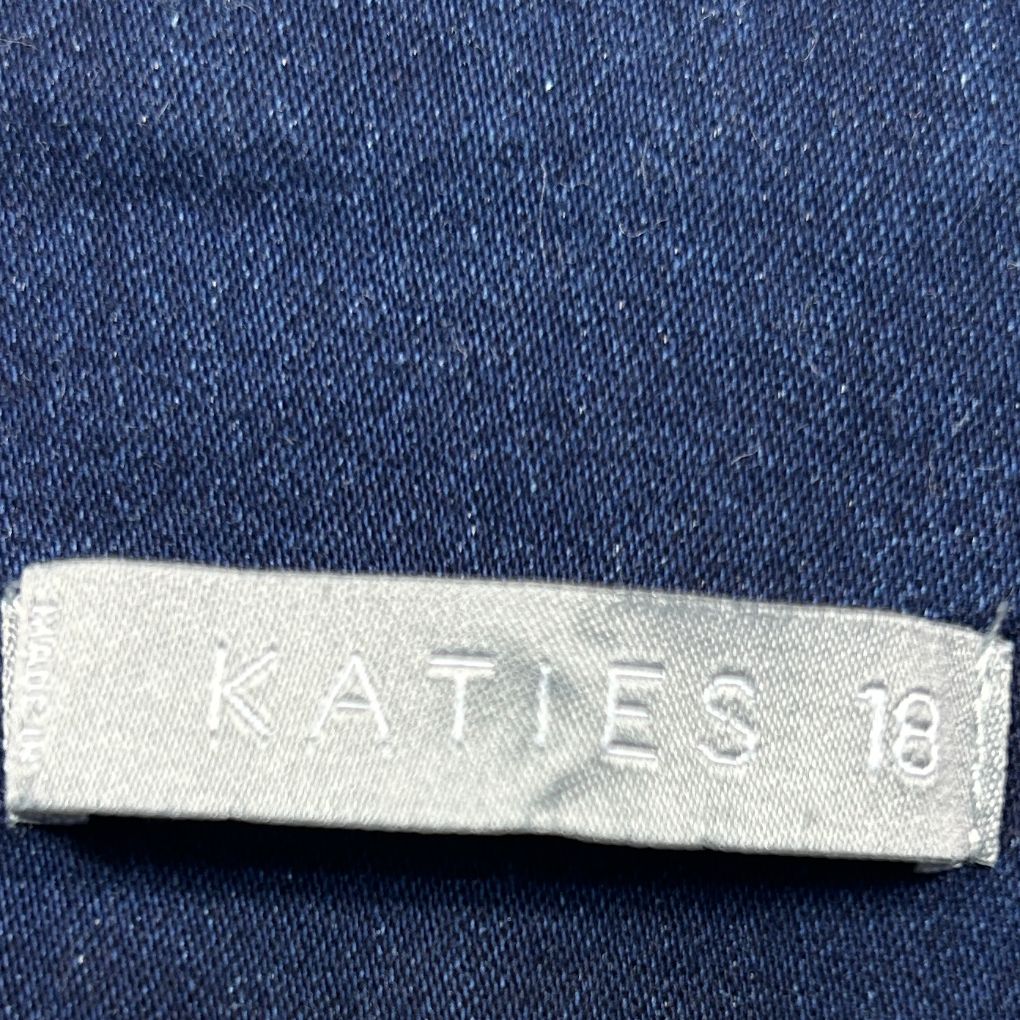 Katies size 18 label detail view