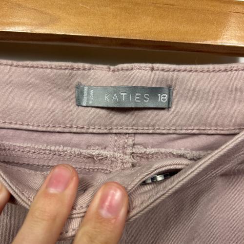 Katies Dusty Pink Cuffed Shorts - Size 18