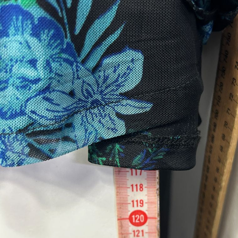 Blue floral top front view with size label