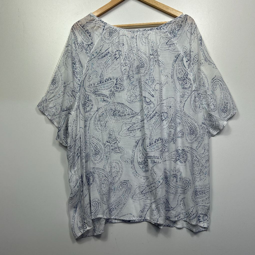 Grey paisley print t-shirt front view