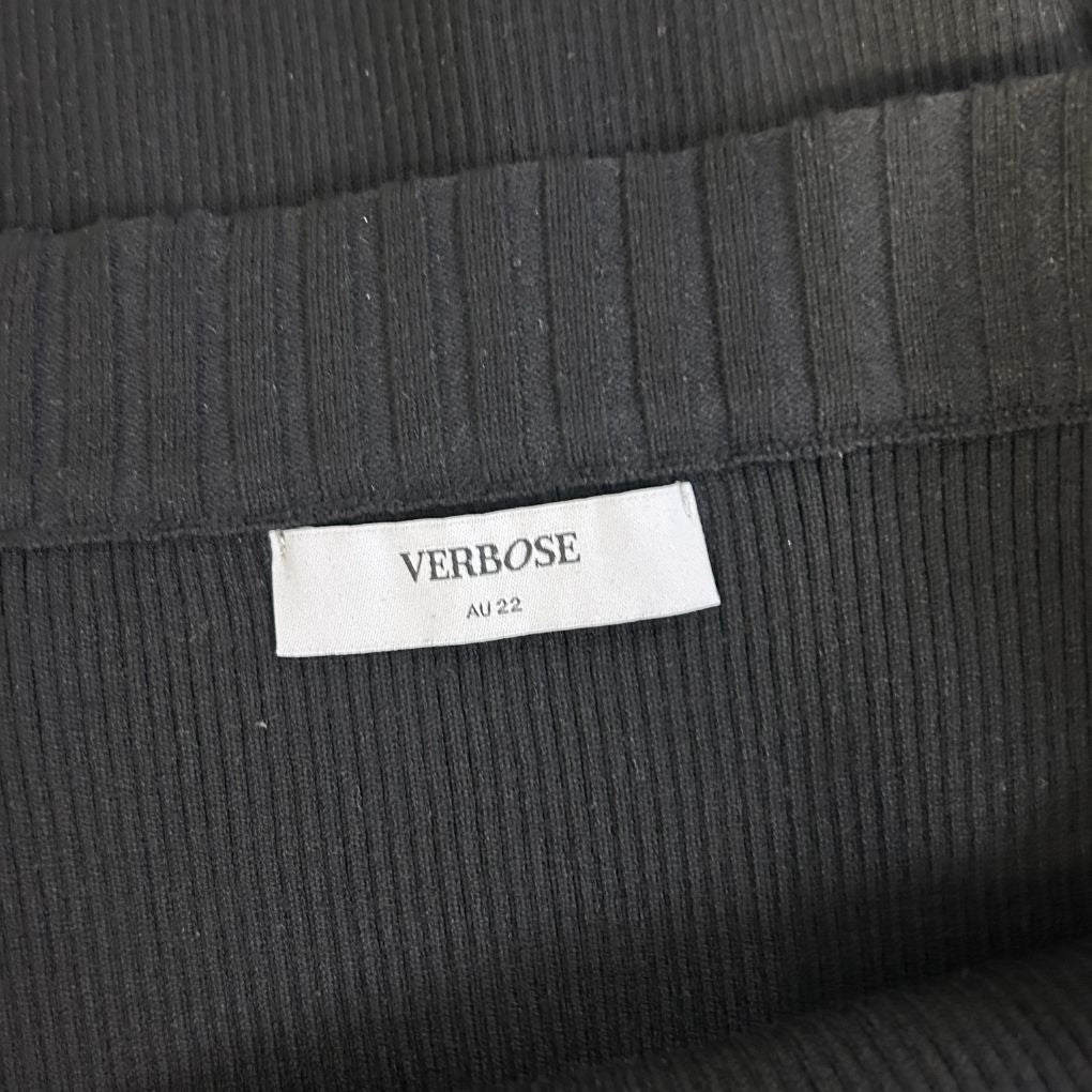 Black ribbed fabric detail view with VERBOSE brand label