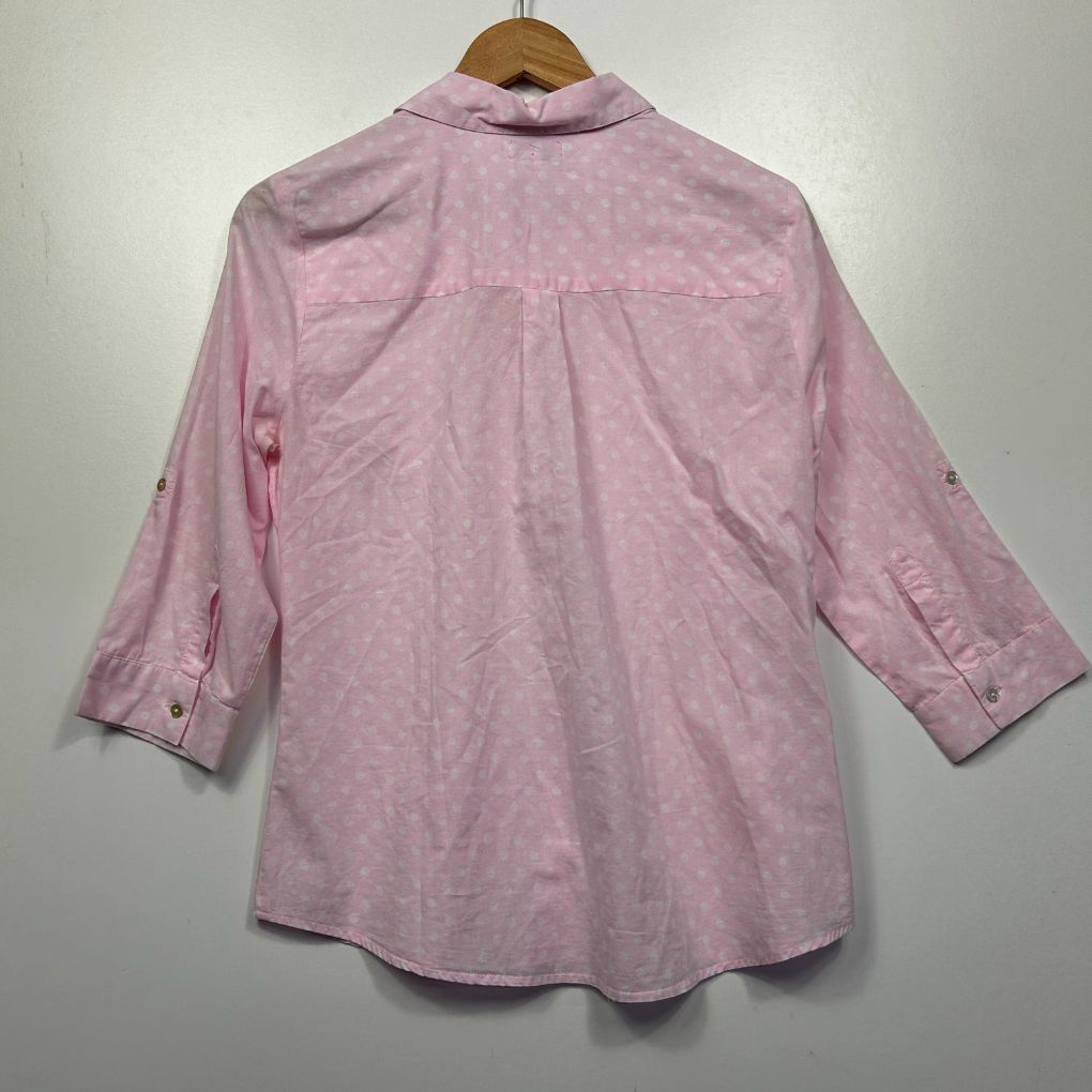 Pink shirt back view