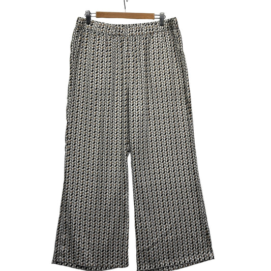 Black and white geometric patterned wide leg pants front view