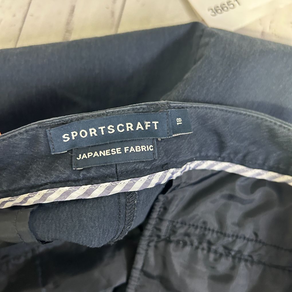 Navy shorts label detail view