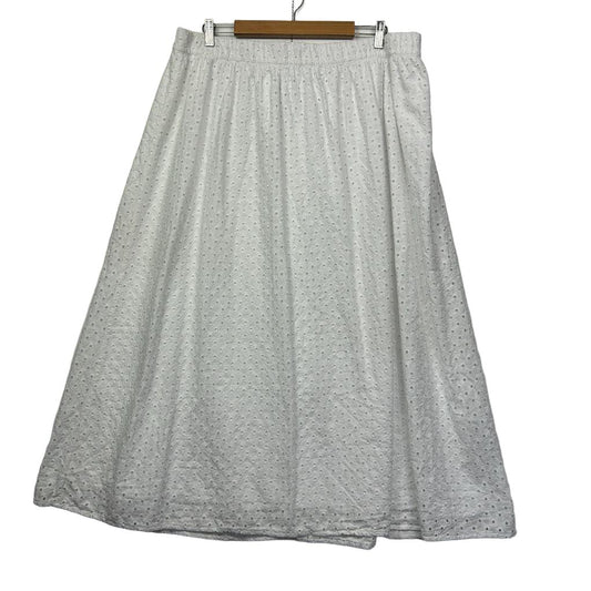 Anko White Cotton Broderie Skirt - Size 20