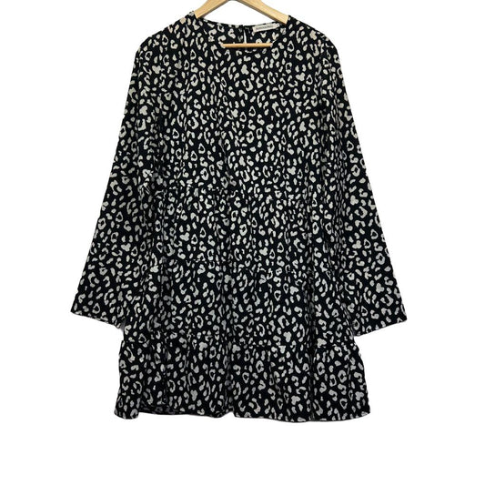 Atmos and Here Black White Top - Size 16