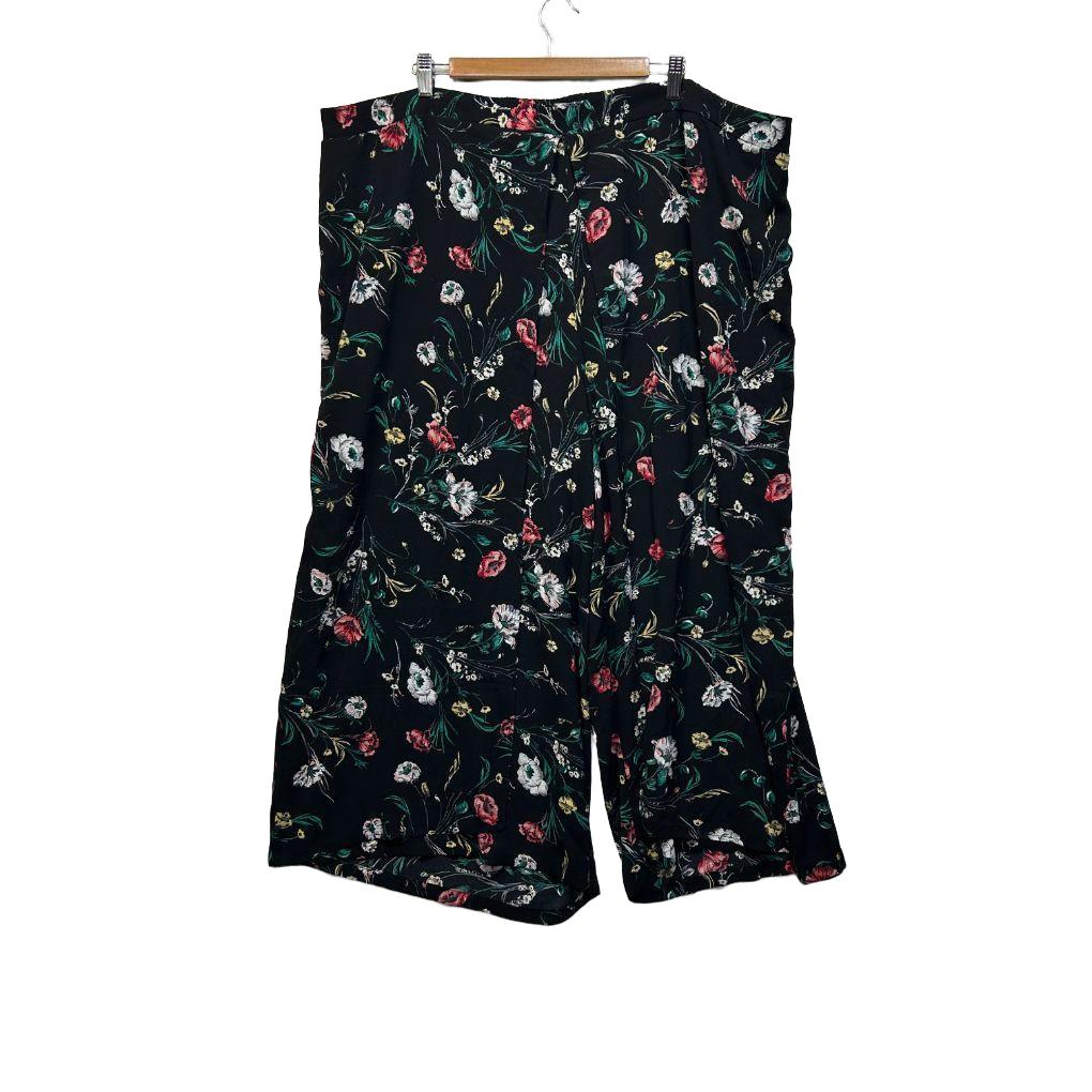 Autograph Black Floral Cropped Pants - Size 26