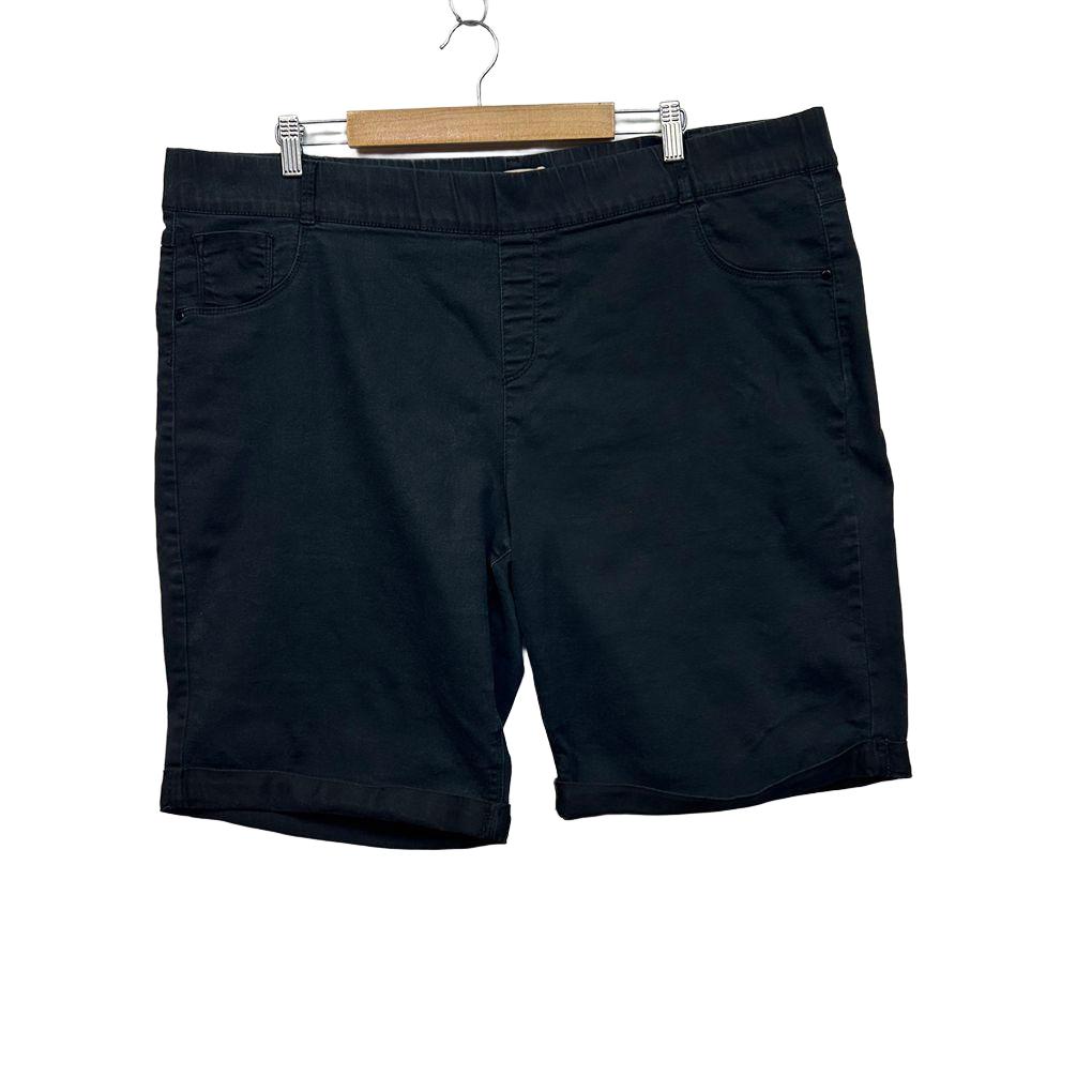 Avella Black Shorts - Size 22