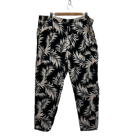 Belle Curve Black Plus Size Floral Pants - Size 20