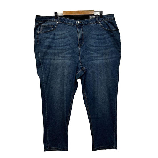 Beme Light Blue Mid Rise Short Length Plus Size Jeans - Size 26