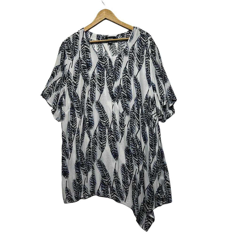 Beme White Black Leaf Plus Size Top - Size 20