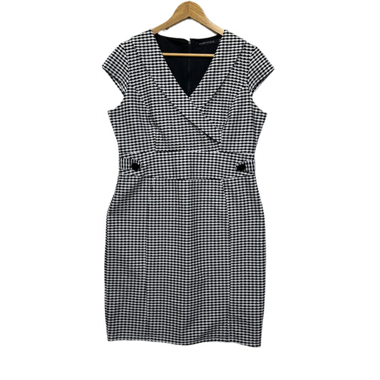 Bird by Design Birdsnest Dress Size 14 Cap Sleeve Black White