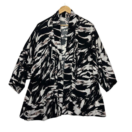Black and White Abstract Print Kimono Jacket - 14/16