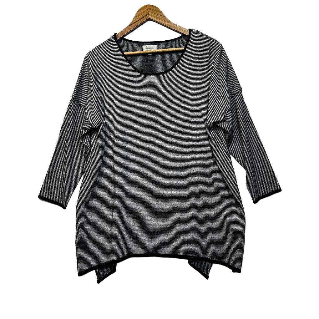 Capture Grey Striped Top - Size 20/L