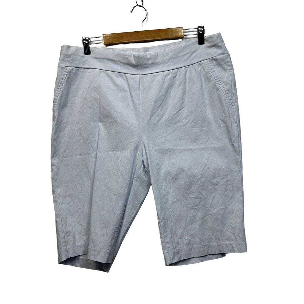 Capture White Pull On Shorts - Size 18