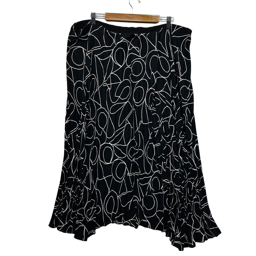 City Chic Black Plus Size Skirt - Size XL/22