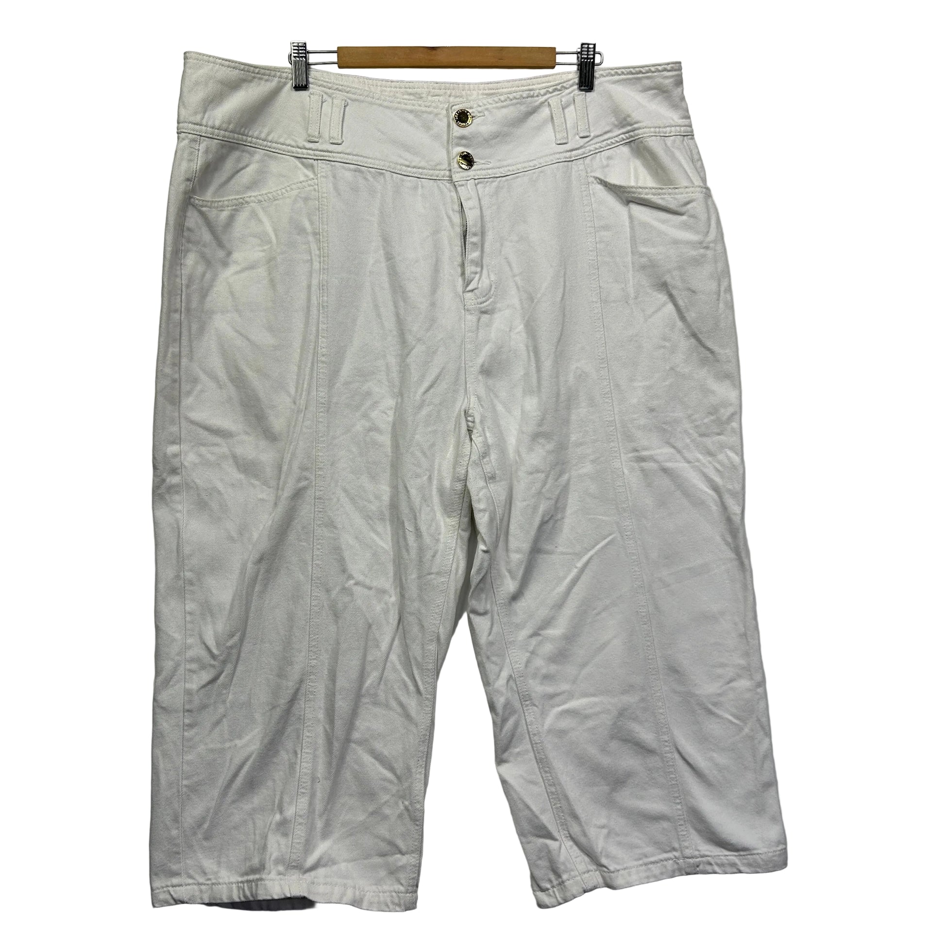 City Chic Denim White Capris - Size 20