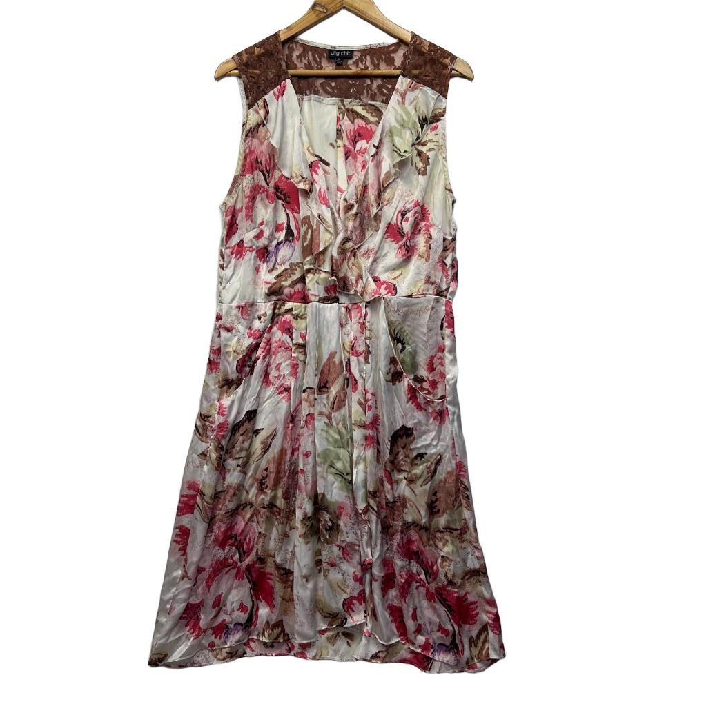 City Chic Cream Floral Dress - Size 18/M