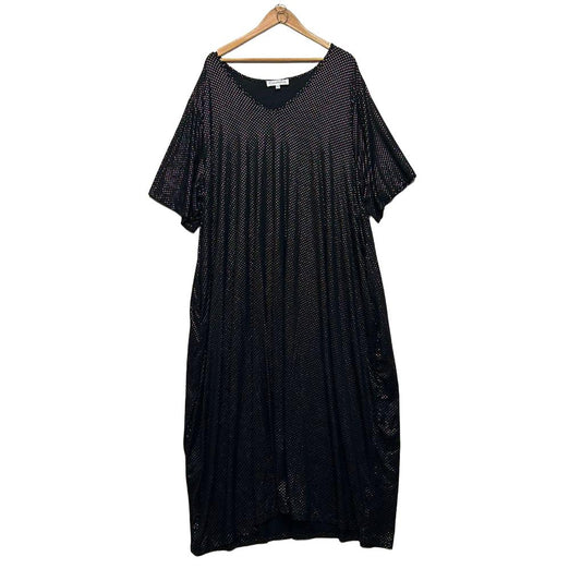 Curvaceous Black Dress - Size 20/22/XL
