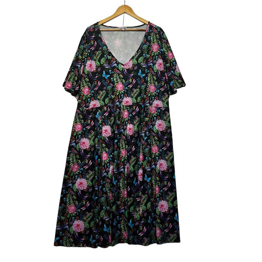 Curvaceous Black Floral Dress - Size 22/XL