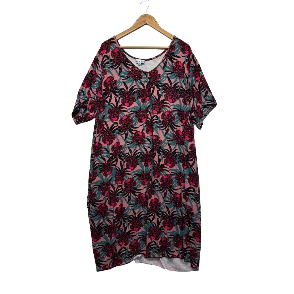 Curvaceous Multicoloured Dress - Size 2XL