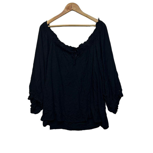 Ed.it.ed Black Top - Size 24