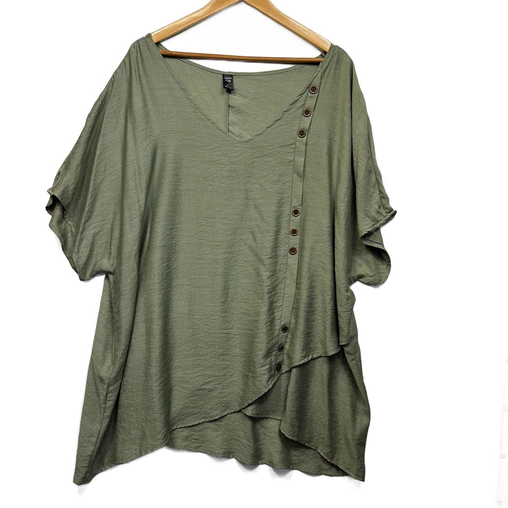 Emery Rose Green Top - Size 4XL/18/20