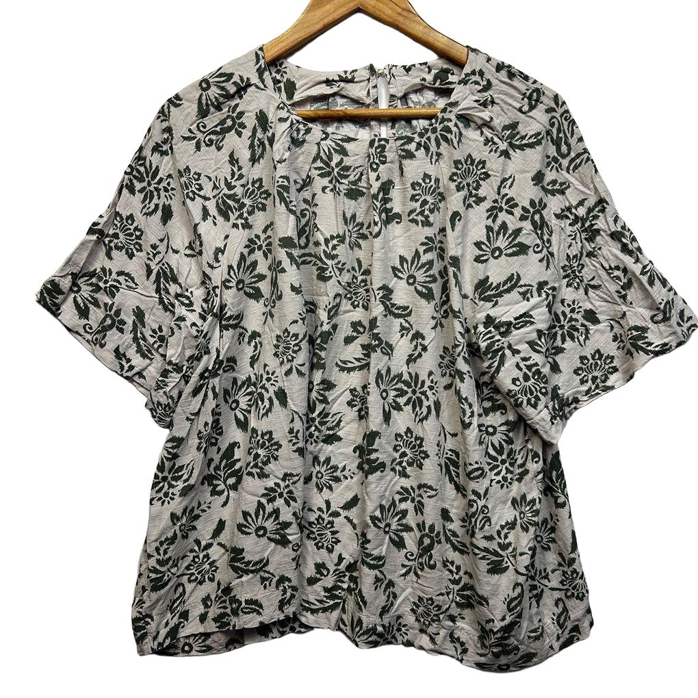Green Floral Top - Size 16/18