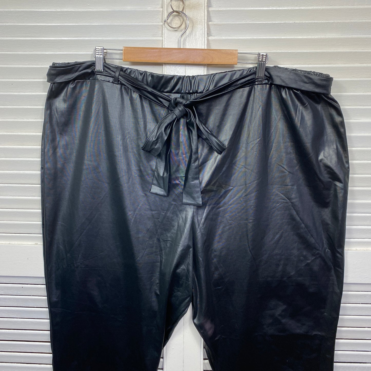 Yours Clothing Pants Size 26 Plus Black Faux Leather