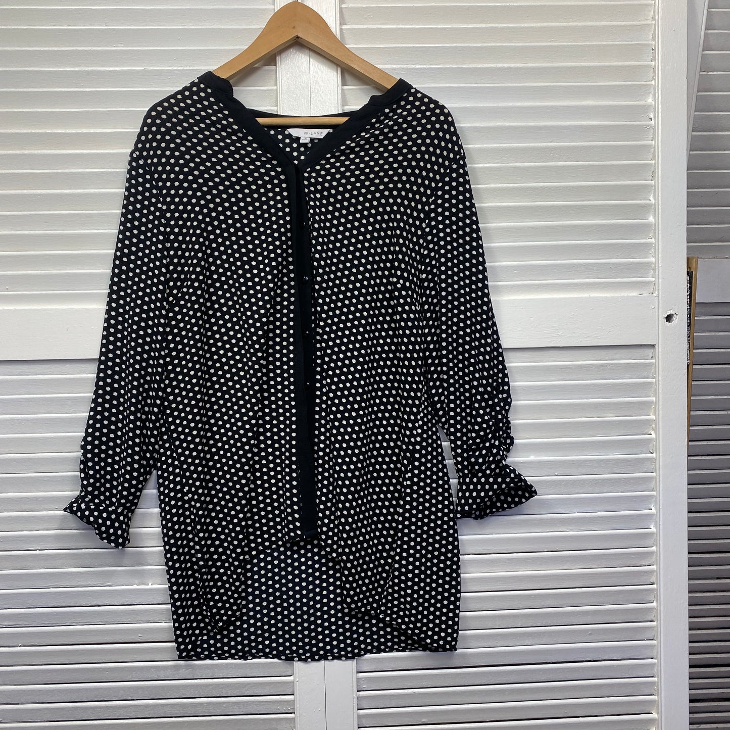 W Lane Top Size 16 Long Sleeve Black White Polka Dots Long Sleeve