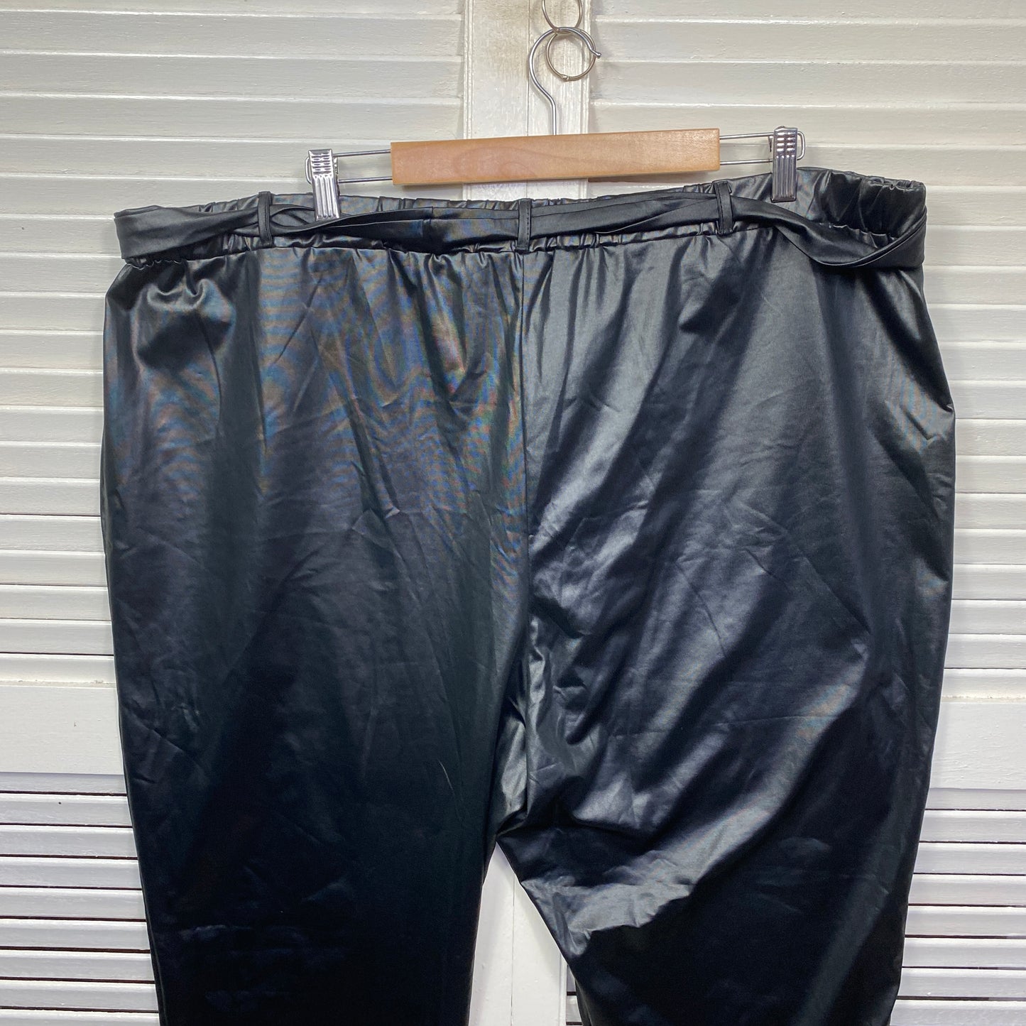 Yours Clothing Pants Size 26 Plus Black Faux Leather