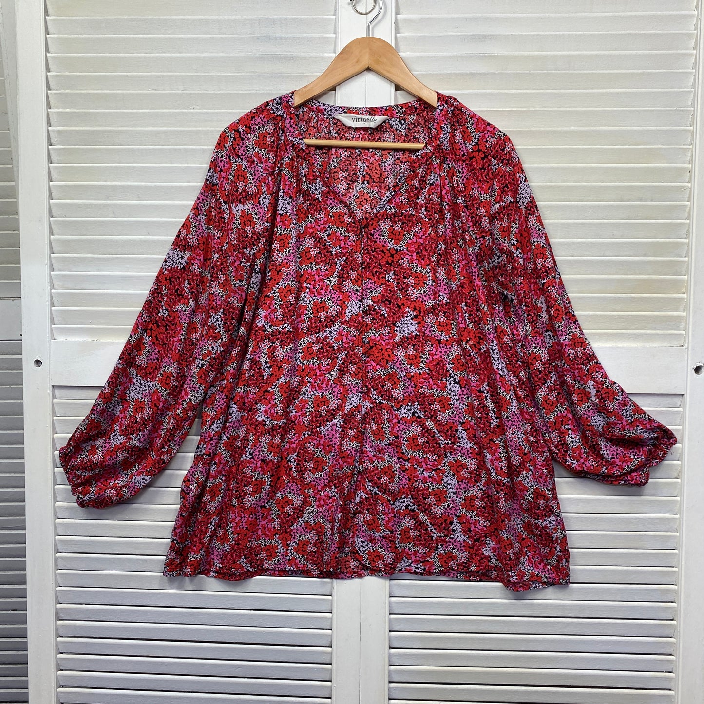 Virtuelle Top Size 16 Plus Multicoloured Floral Long Sleeve