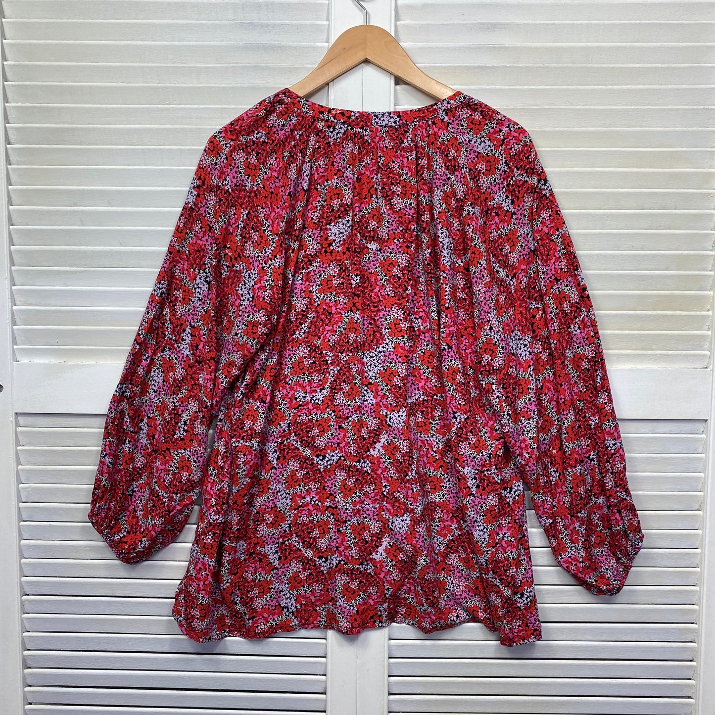 Virtuelle Top Size 16 Plus Multicoloured Floral Long Sleeve