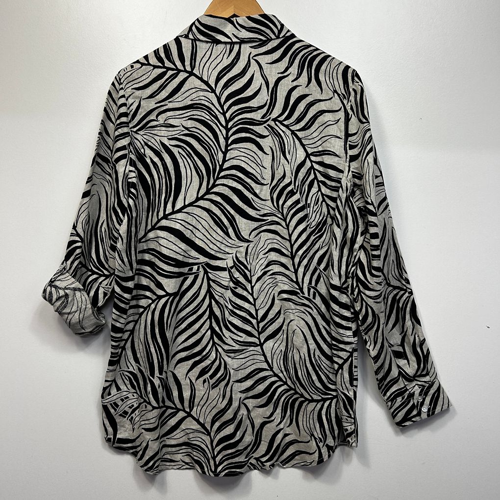 Tahari Black and Cream Linen Top - Size L