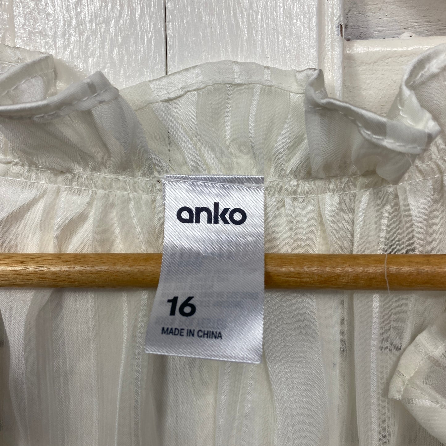 Anko Top Size 16 XL Short Sleeve Sheer Cream