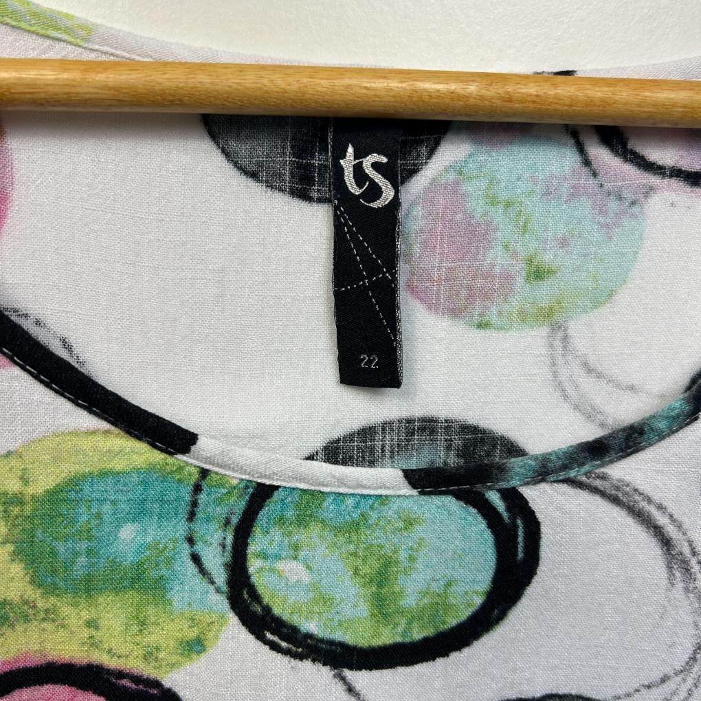 Taking Shape White Multicoloured Top - Size 22
