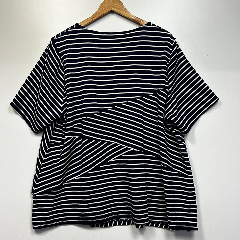 Virtuelle Navy Striped Top - Size 22/XL