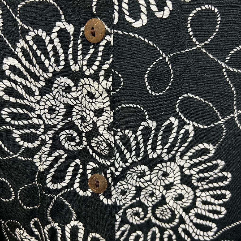 Sundrenched Australia Black Floral Shirt - Size XXL