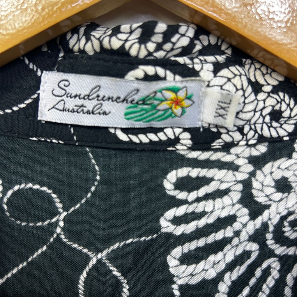 Sundrenched Australia Black Floral Shirt - Size XXL